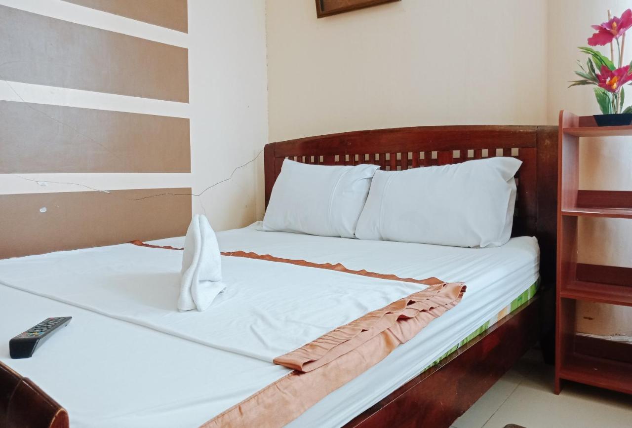 Villa Asuncion Country Inn And Resort Iloilo By Reddoorz Tigbauan 외부 사진