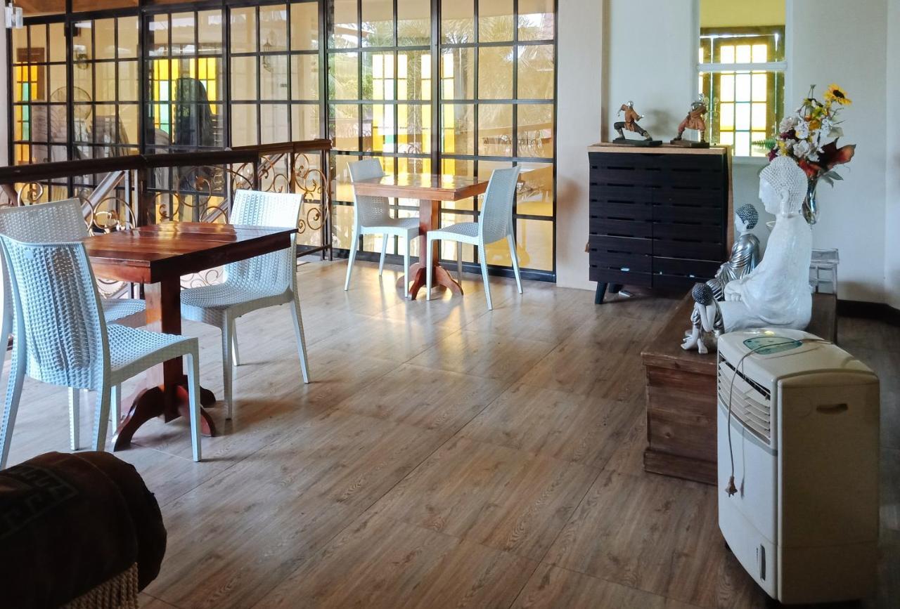 Villa Asuncion Country Inn And Resort Iloilo By Reddoorz Tigbauan 외부 사진