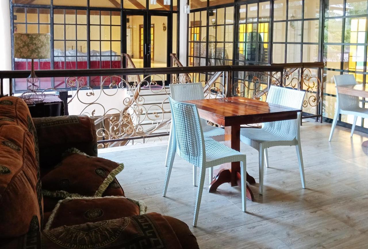 Villa Asuncion Country Inn And Resort Iloilo By Reddoorz Tigbauan 외부 사진